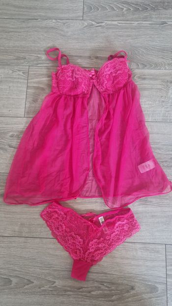 Nuisette + bas rose