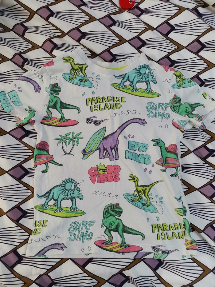 T-shirt dinosaures garçon H&M 5-6 ans - photo numéro 4