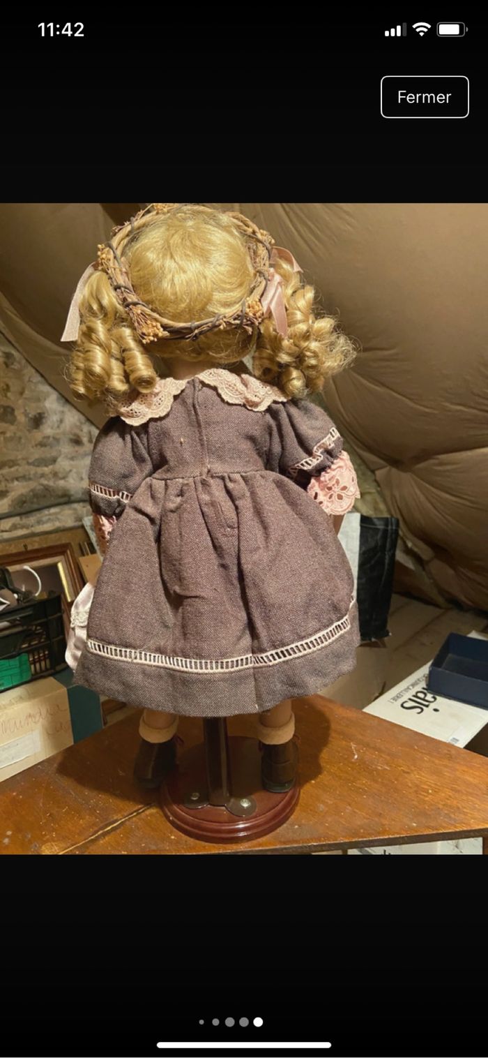 Poupée de collection en porcelaine Isabelle Les poupées Carine - photo numéro 5