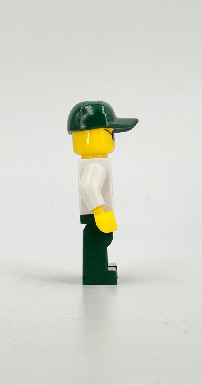 Lego Figurines City : L’Agent de Sécurité du Train Cargo 60198 - NEUF - photo numéro 4