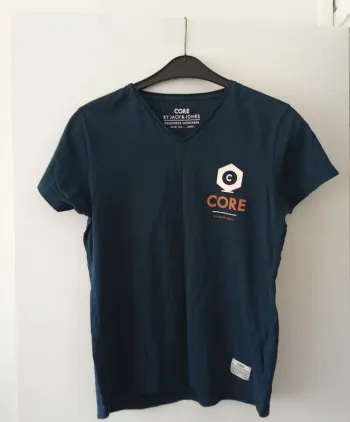 T-shirt homme ⭐ très bon état ⭐ Taille L ⭐ jack & Jones