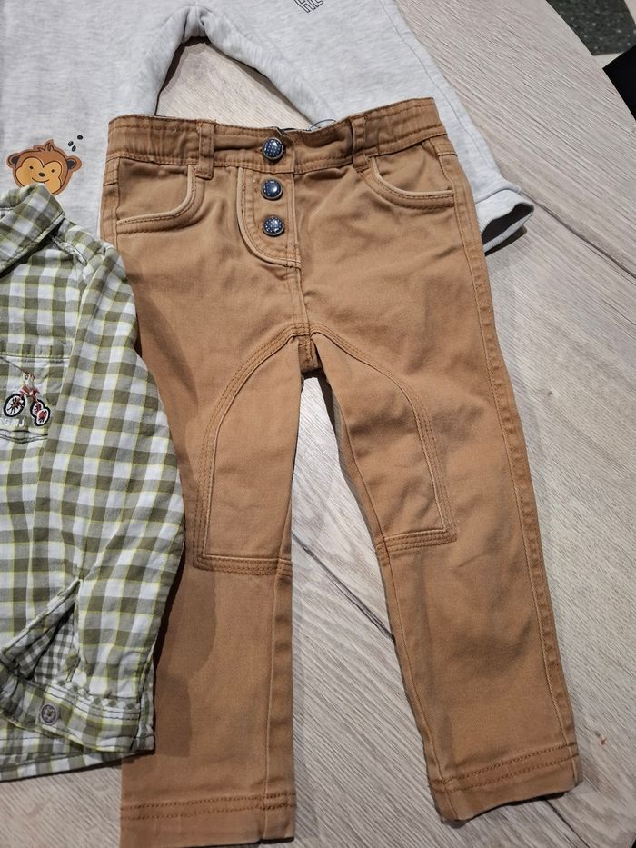 Lot de vêtements garçon 24 mois - photo numéro 2