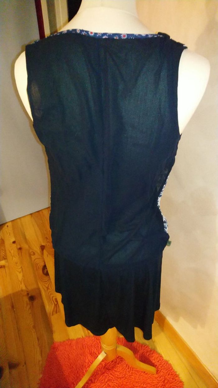 Superbe robe très originale La mode est à vous taille 36 - photo numéro 10