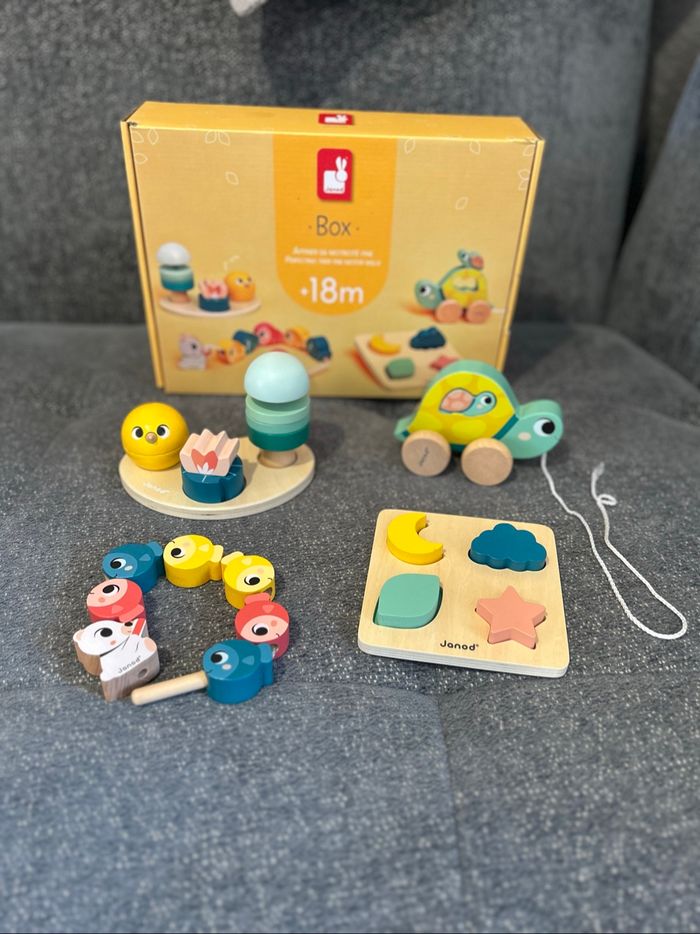 Jeux éducatifs en bois