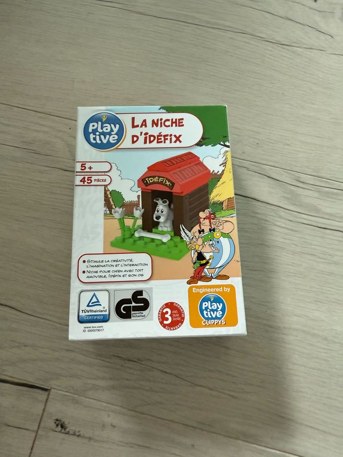 Lego Astérix Playtive la niche d’idefix