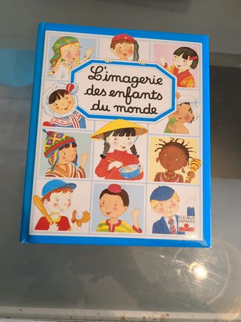 Livre l'imagerie des enfants du monde