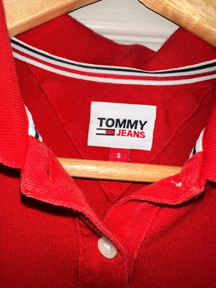Polo / t shirt rouge Tommy Hilfiger - photo numéro 2