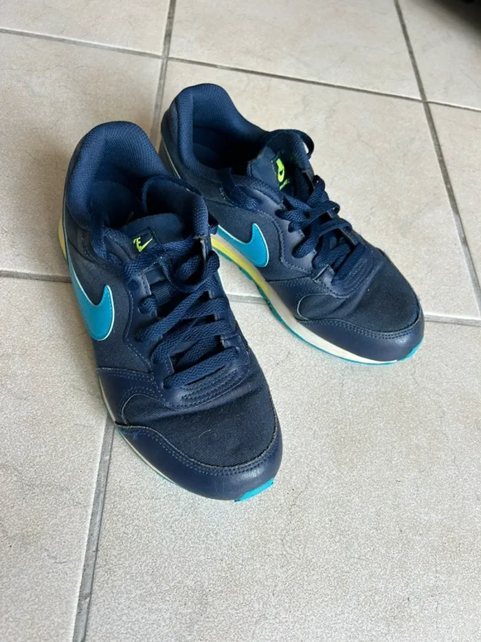 Baskets Nike MD Runner 2 - photo numéro 4