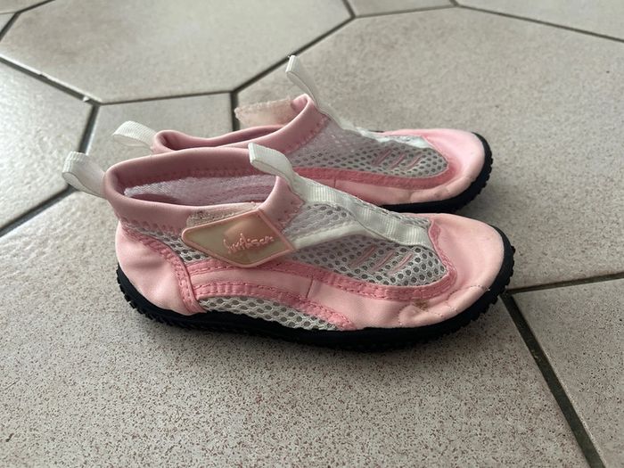 Chaussures aquatiques pointure 27 - 28