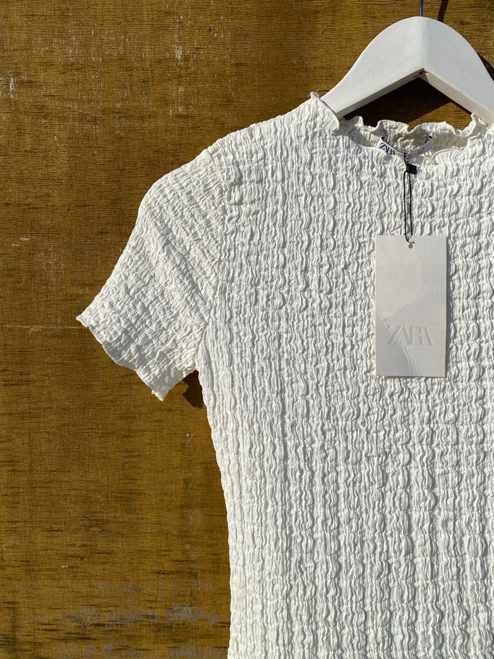 T-shirt smocké blanc Zara - photo numéro 2