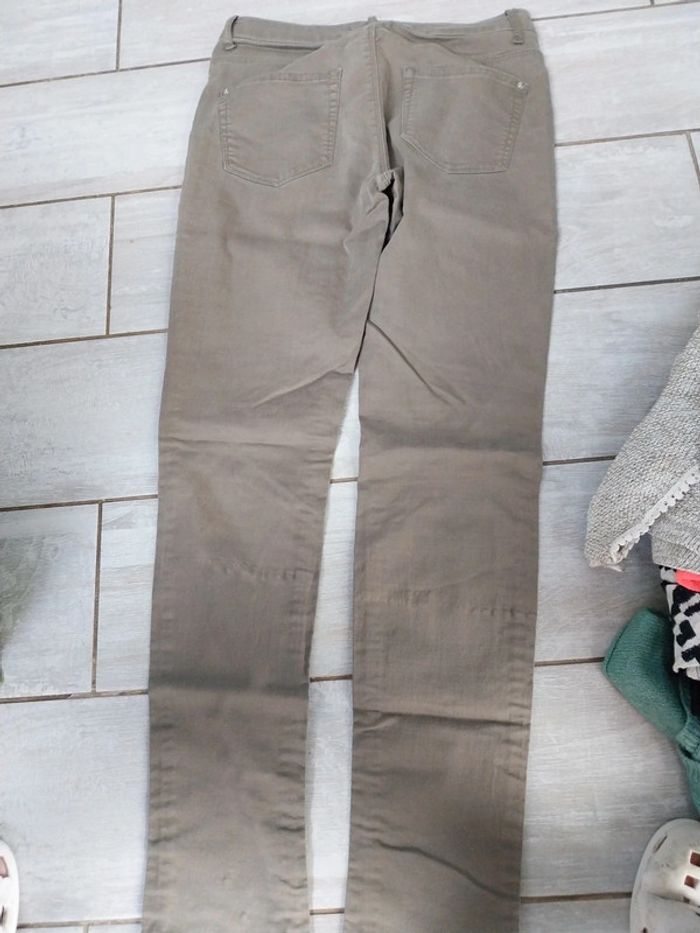 Pantalon cache cache 38 très bon état - photo numéro 2