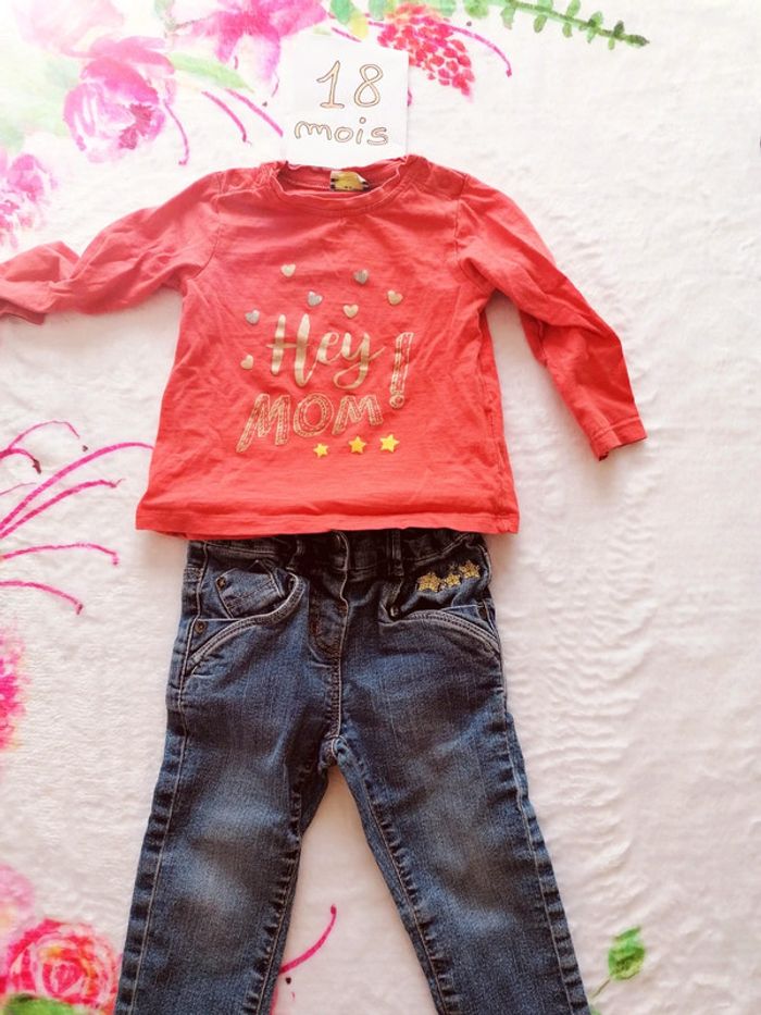 Joli ensemble deux pièces jean + T-shirt manches longues 18 mois