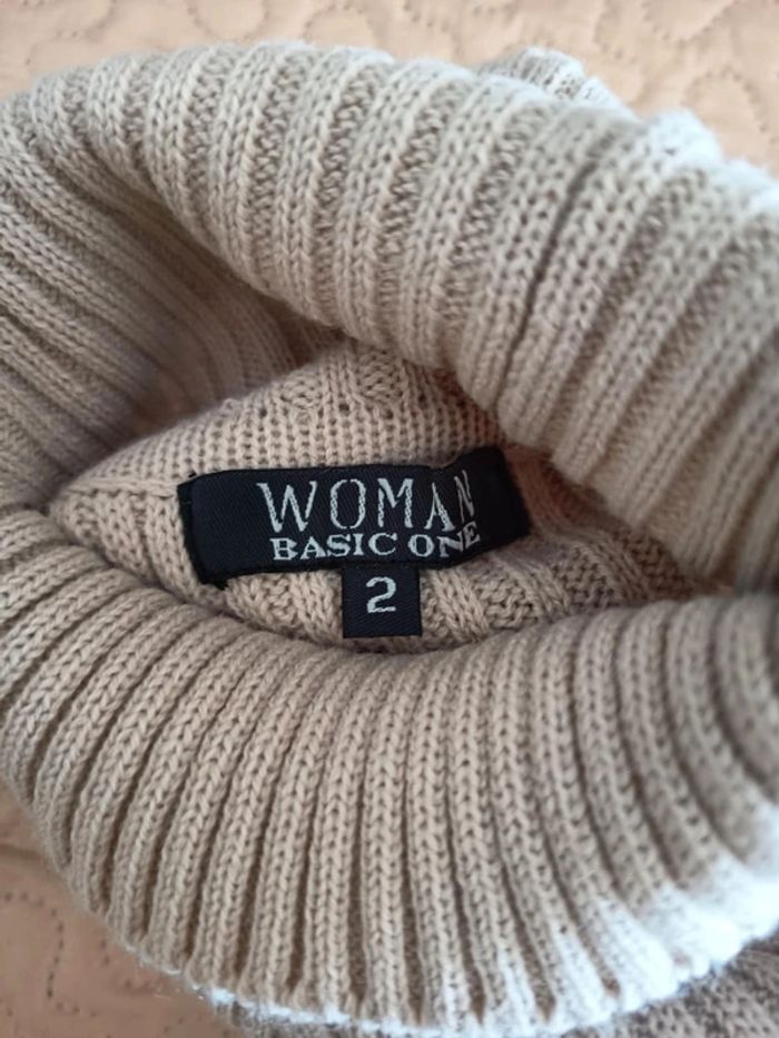 Pull femme col roulé. Marque Basicone (D70) - photo numéro 3