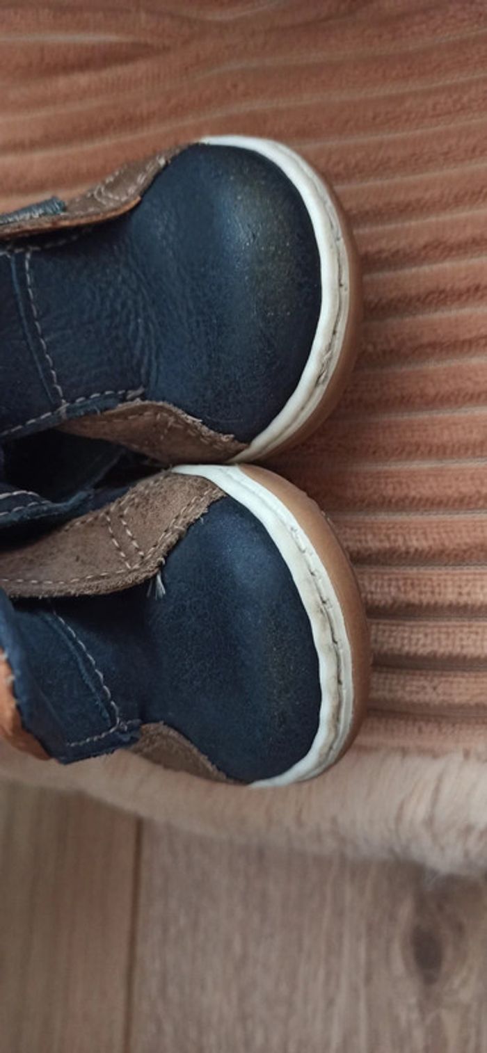 Chaussure garçon taille 18 - photo numéro 12