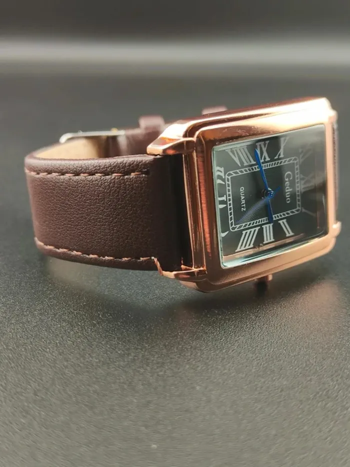 Montre rectangulaire marron-noire, vintage rose