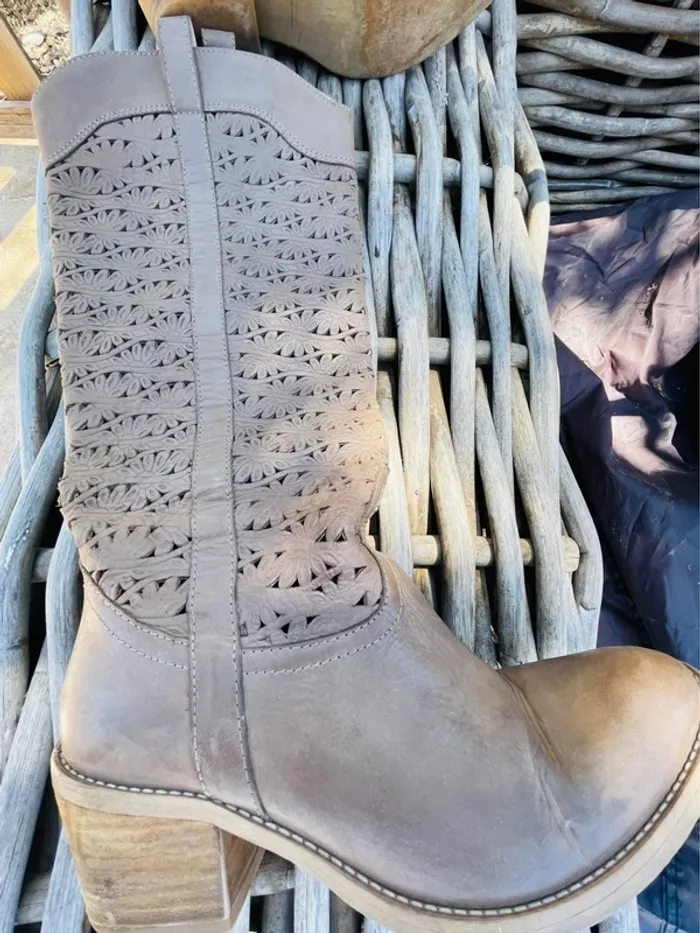 Bottes ajourées Gérard Darel - photo numéro 5