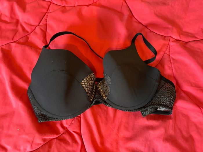 Soutien gorge push up wonferbra noir avec détails dentelle 90C