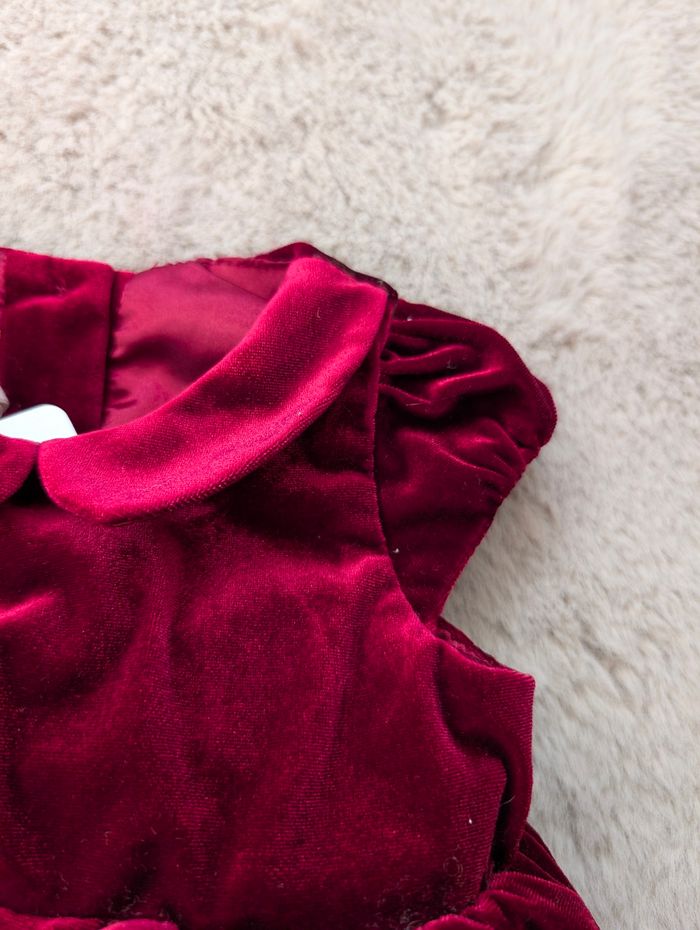 Robe velours bordeaux H&M 9-12 mois – col Claudine – excellente état - photo numéro 4