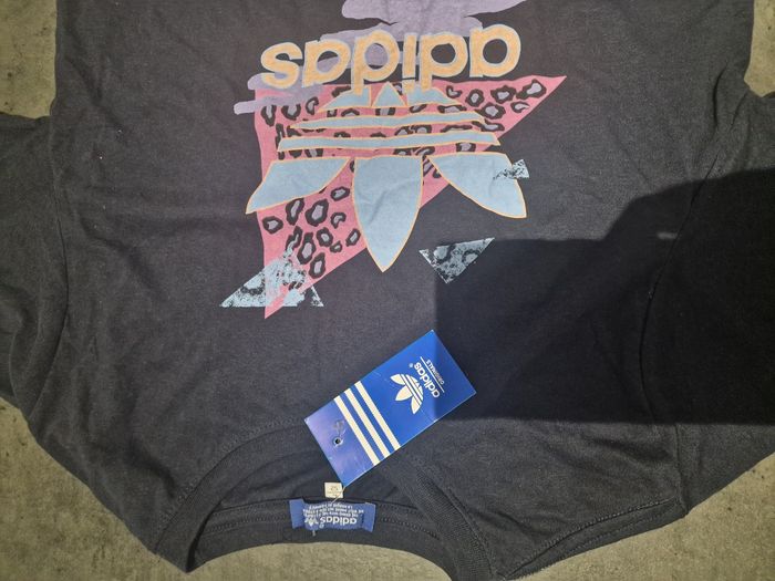 T-shirt adidas - photo numéro 3