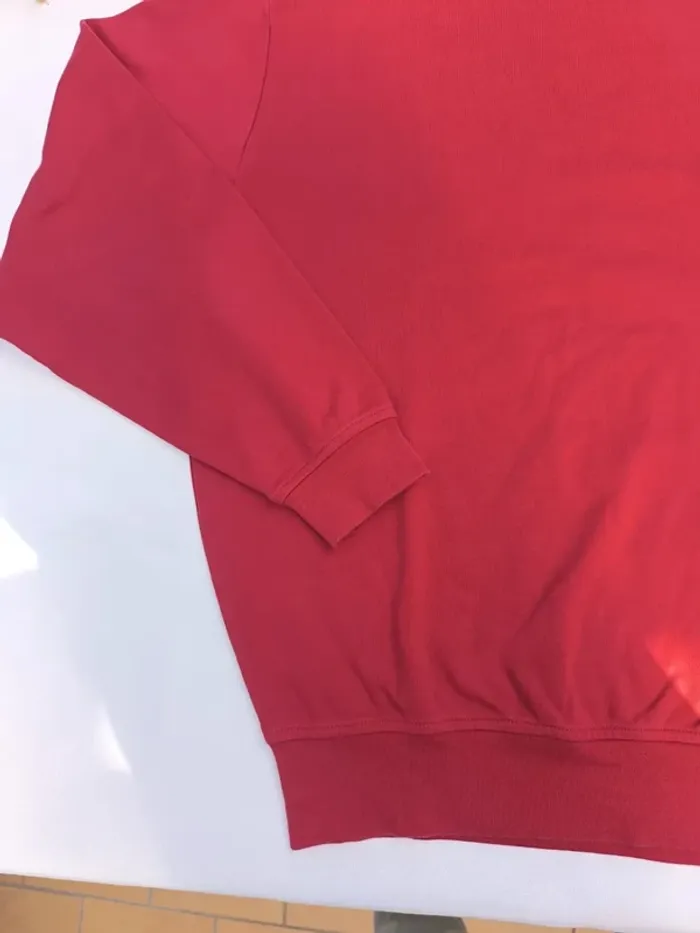 Magnifique Sweat homme polo golf taille L rouge logo bleu marine excellent état - photo numéro 4