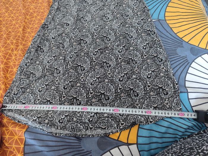 Robe légère à motifs noire et blanche taille M Gap - photo numéro 9