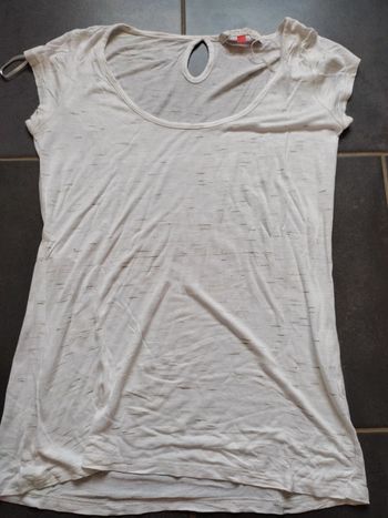 T-shirt Cache-cache T.2