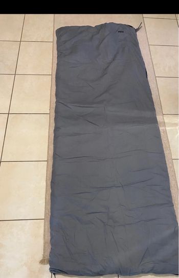 Sac de couchage avec sa housse de rangement