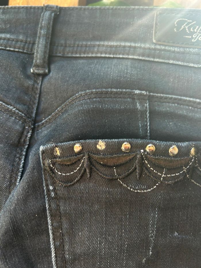 Jean bleu foncée kaporal slim brodé W26L32 femme - photo numéro 8