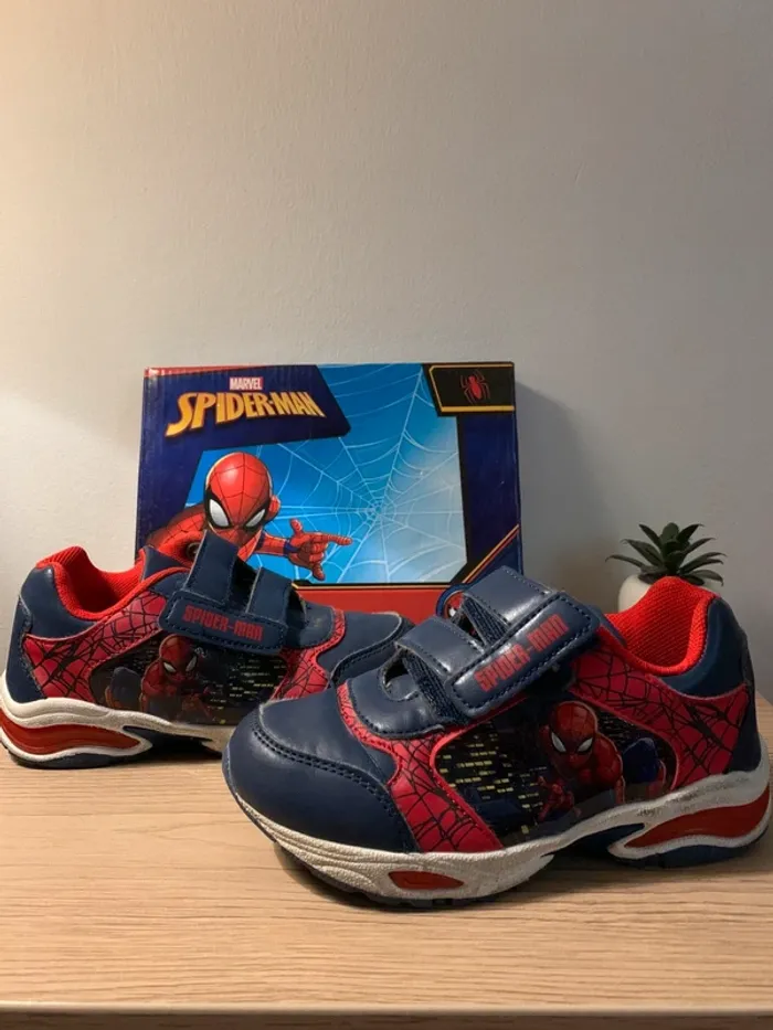 Chaussure enfant Taille 30