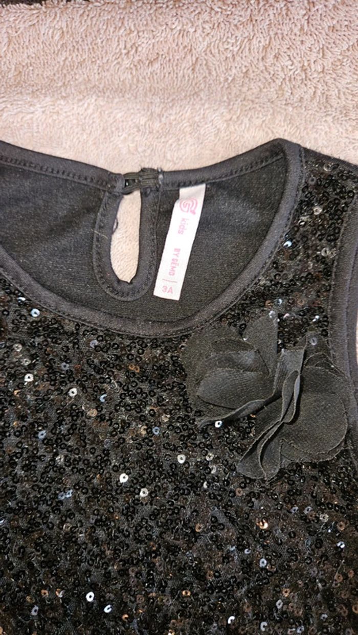 Robe sequin fille 3 ans - photo numéro 2