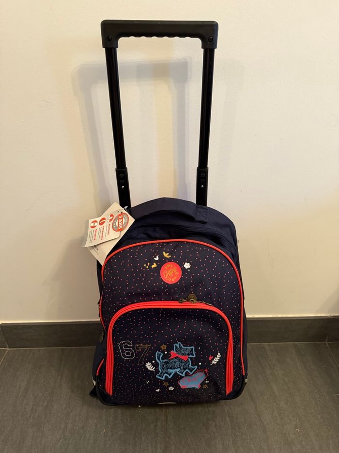Cartable sac à dos roulette chipie  neuf