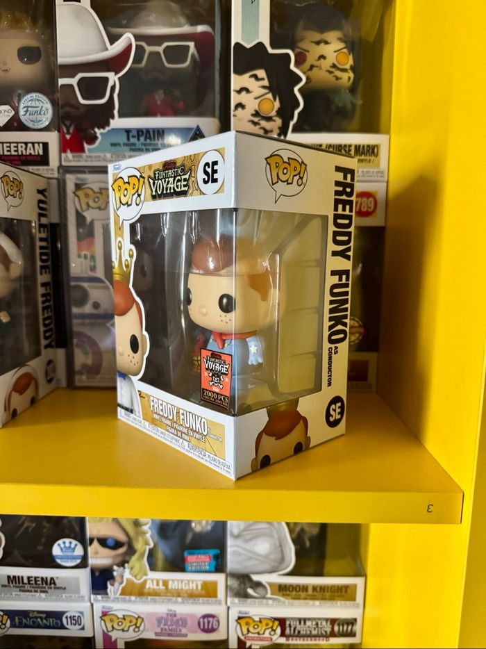Funko Pop! SE - Freddy’s Funtastic Voyage - Freddy Funko As Conductor - Freddy’s Funtastic Voyage 2024 Funko 2000 PCS Online Edition - photo numéro 2