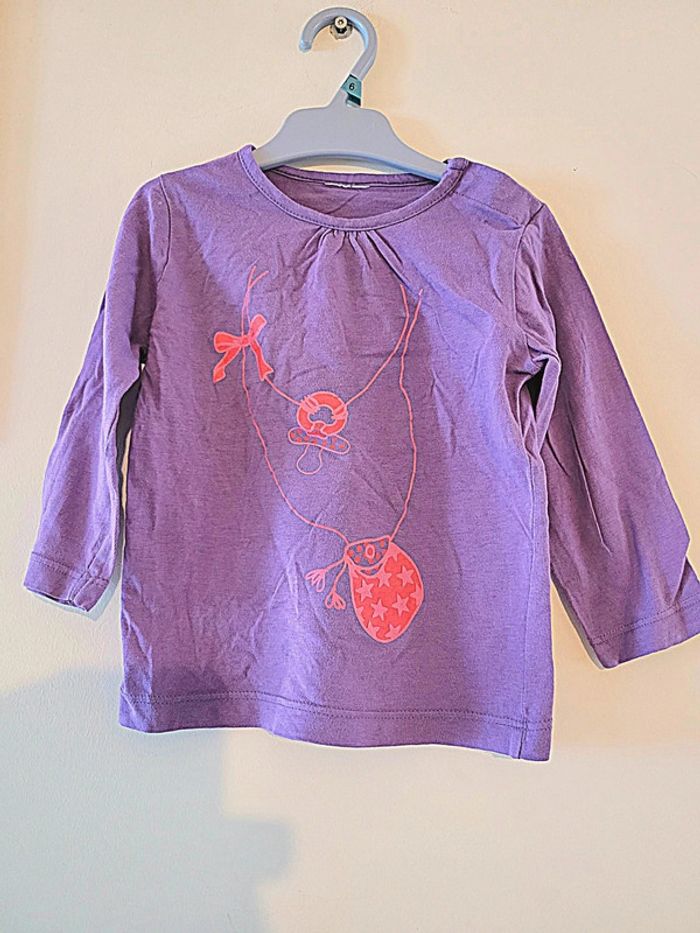 T-shirt manche longues violet Kiabi taille 18-24 mois - photo numéro 2