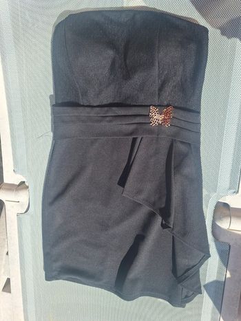 Robe noire tre jolie