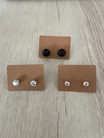 Lot de paires de boucles d’oreilles neuves