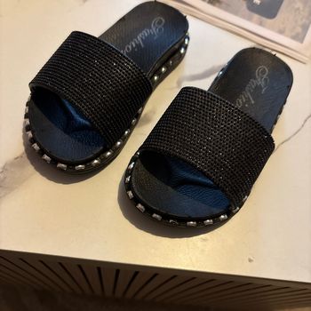 Claquettes fille neuf