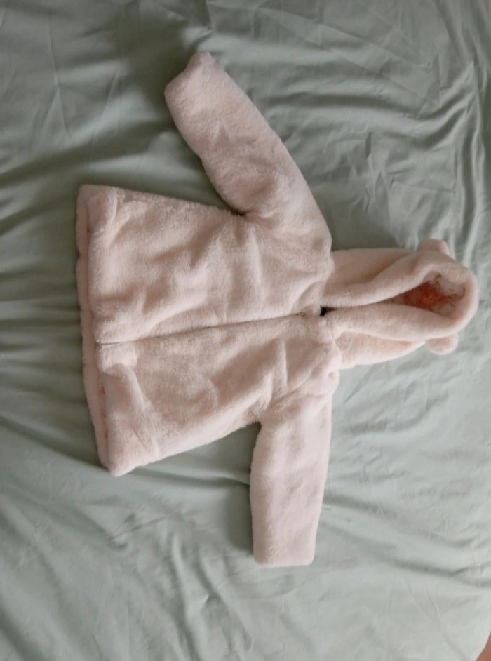 Lot bébé fille 24 mois - photo numéro 2