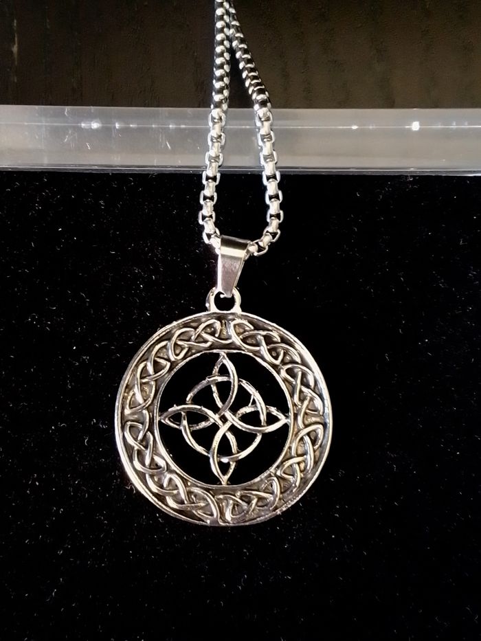 Chaîne + pendentif celtique - photo numéro 5