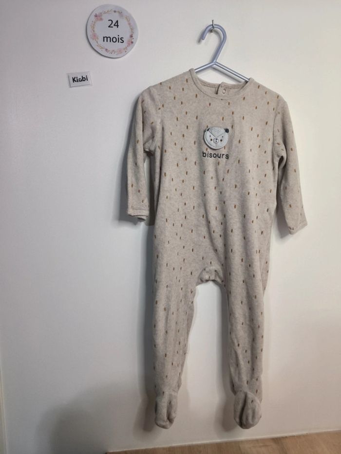 Lot 5 pyjamas 24 mois - photo numéro 2