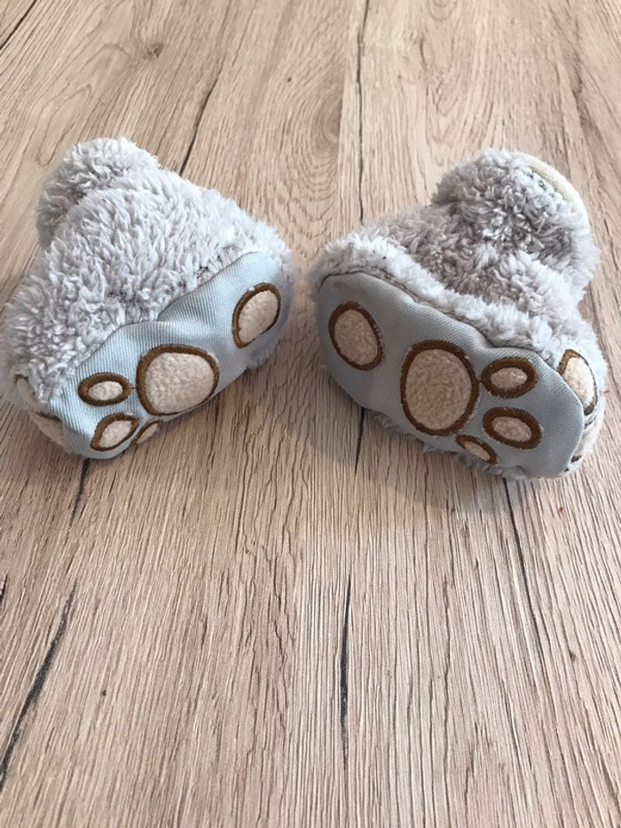 Petits chaussons ourson - photo numéro 2