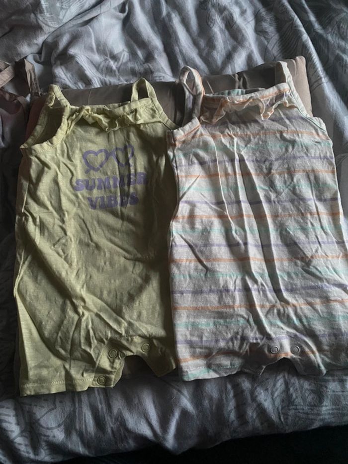 Lot de 2 combi-short bébé Kiabi 6 mois
