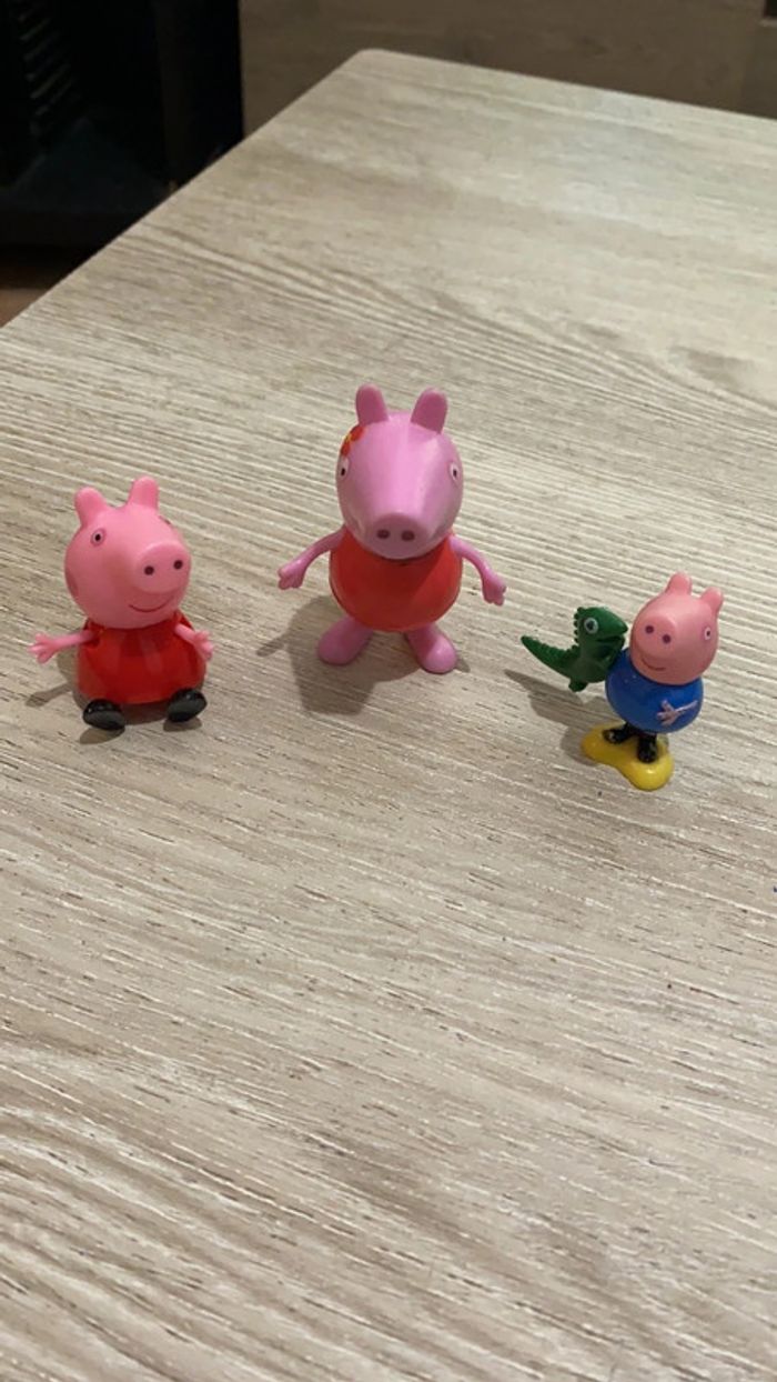 Lot figurine peppa pig