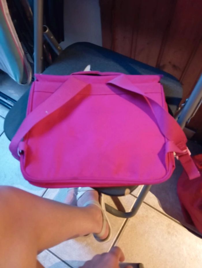 Cartable rose petit avec fermeture scratch Delsey - photo numéro 3