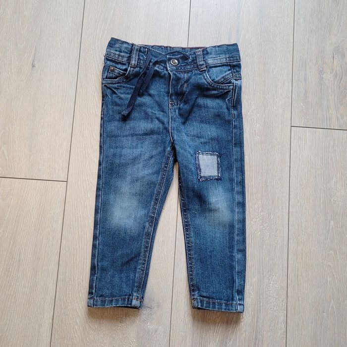 Jean bleu. Garçon 18 mois. Marque Tape à l'oeil