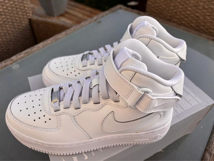 Nike Air Force 1 P.37,5 Neuves unisex - photo numéro 6