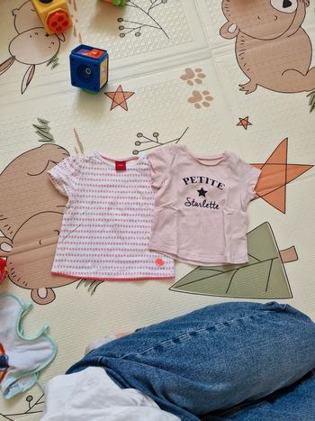 2 tee shirts