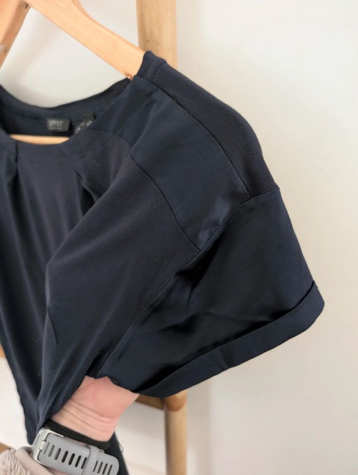 Haut esprit avec détails type soie - photo numéro 4