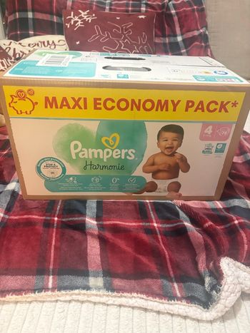 Maxi pack Pampers harmonie taille 4