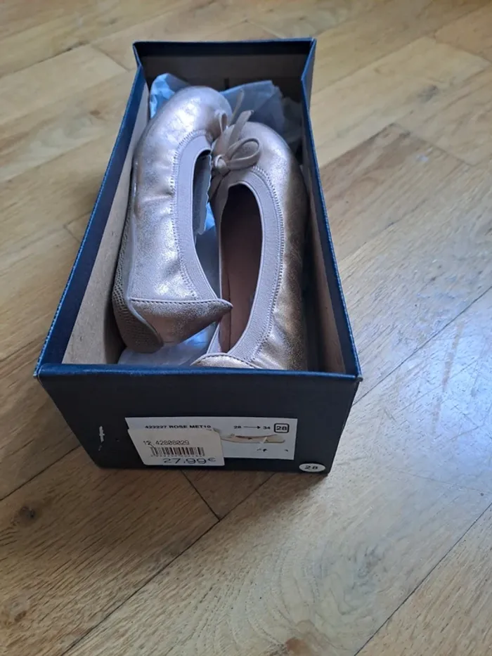 Jolies ballerines souples dorées - photo numéro 4