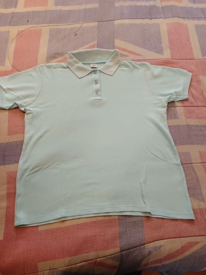 T-shirt taille 42-44. - photo numéro 3